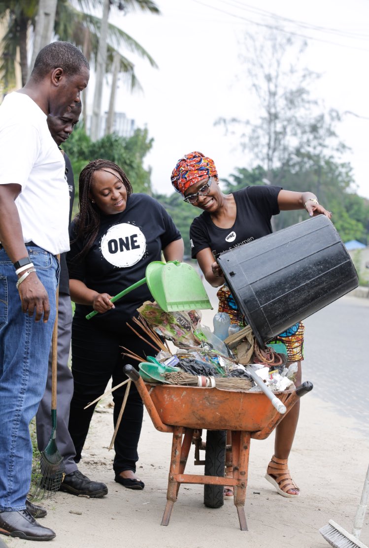 ONE Africa team cleans the drainage canals of Lagos for Nigeria Environmental Sanitation Day.