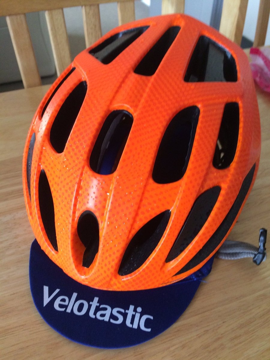 ChrisDaniels71's tweet image. Glad I had my @Velotastic cap today, for what turned out to be a VERY wet ride!!!! #rainshield #capsnothats