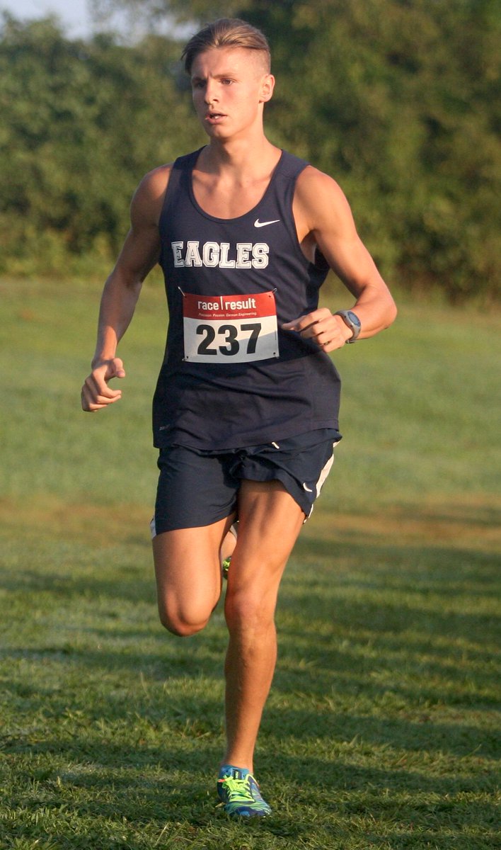 BHMunro1's tweet image. Historic day: EJCHS's Chase Kennedy set a school &amp;amp; county 5K record with a 14:58 at the NE Georgia Championships.