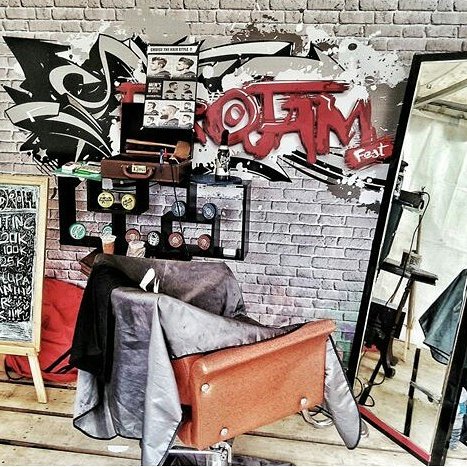 Melipir langsung kuy ke booth <a href="/BandrollHaircut/">BANDROLL HAIR CUT</a> di Pro Jam alun-alun Bekasi.