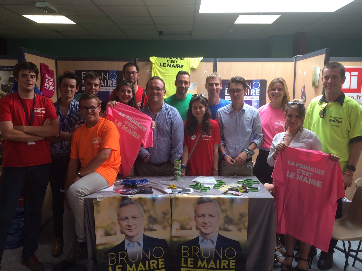 BLMNPDC's tweet photo. .@damienabad en compagnie des @JeunesavecBLM au #CampusTouquet #AvecBLM https://t.co/PGh494GeC6