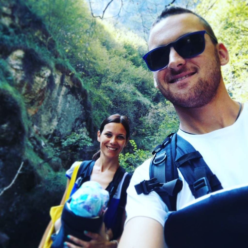 davidedaps's tweet photo. Passeggiata in Val Vertova #lindanne #elegalb #valvertova #wearefamily https://t.co/mHejMwedZk https://t.co/ToUE5cC8vE