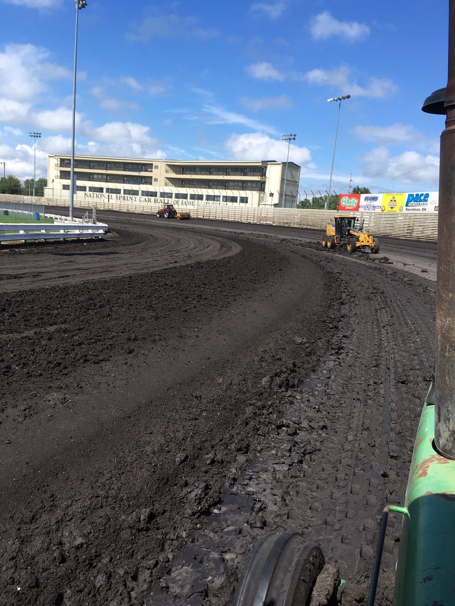 Working hard to get the track in top shape for tonight's kccs season championship! <a href="/knoxvilleraces/">Knoxville Raceway</a> 🏁