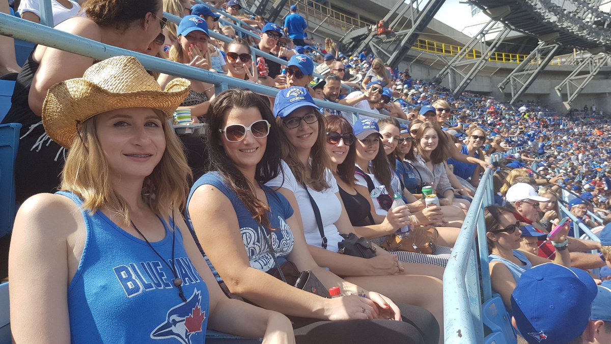 missylyss's tweet photo. 12 ladies celebrating Alex's last fling before the ring @BlueJays #shoutout #Bachelorette https://t.co/u3LEpLXbjl