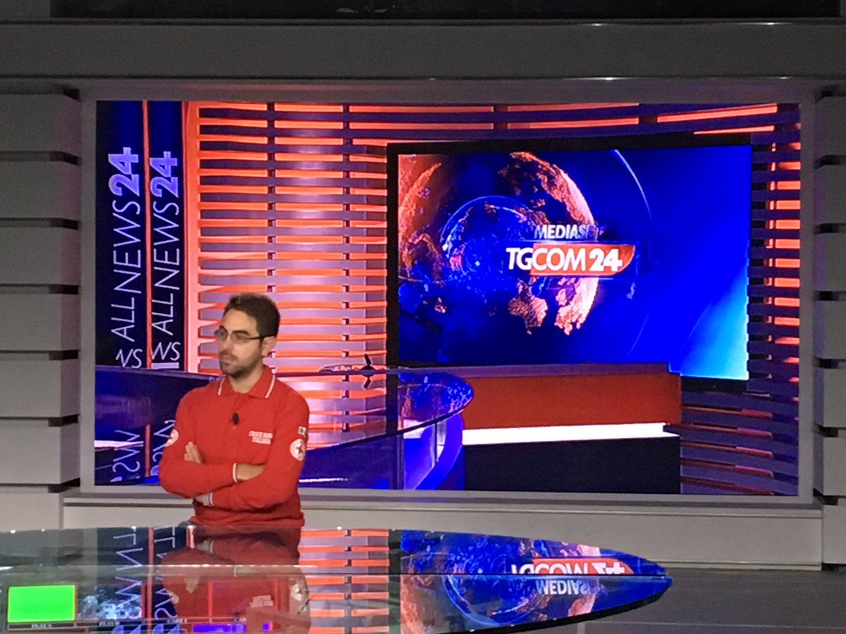 giovanicri's tweet photo. Il vicepresidente della #CroceRossa Gabriele Bellocchi ora in onda su tgcom24 per l'emergenza #sismacentroItalia https://t.co/biqHPbWwzy