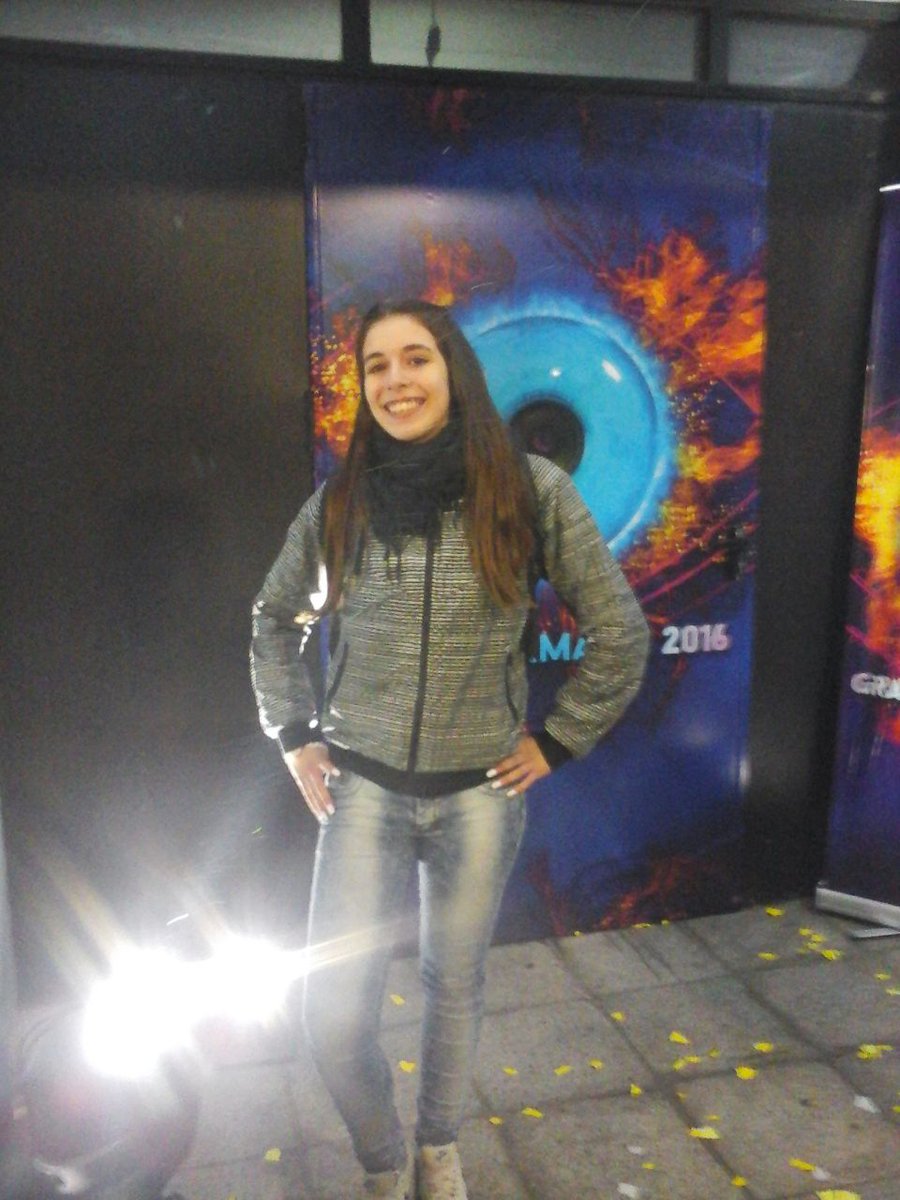 gh2016am's tweet photo. En la puerta donde salio él GRAN ganador! #LuifaCampeon https://t.co/oCPkGX7Rqm