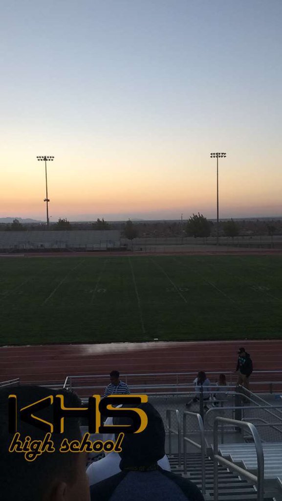 natzabri's tweet photo. senior sunrise ๐๐ #2017Hawks https://t.co/ltSaEDg0gE