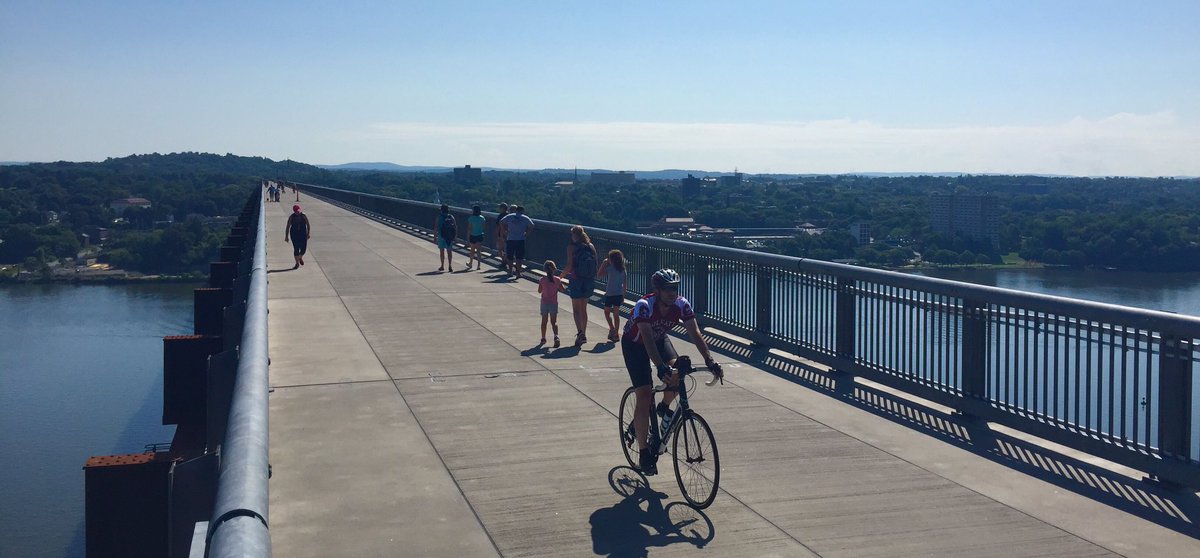 WOTHSHP's tweet photo. Welcome college students We β€οΈ #ourlocalpark Come see the view 212ft above the #HudsonRiver #mylocalpark βοΈ https://t.co/3iEm2rSvXd