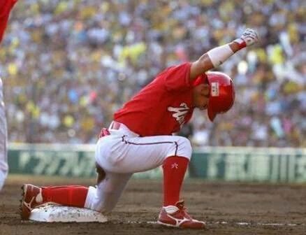 nomihiro_carp's tweet photo. マエケン、クリケン、ソウケン？
もうこの人しか残ってない事実。
 #カープ選手の画像のなんでもいいから貼ったら行くつRTハートスタくるかやってみる https://t.co/q5gCI7z36v