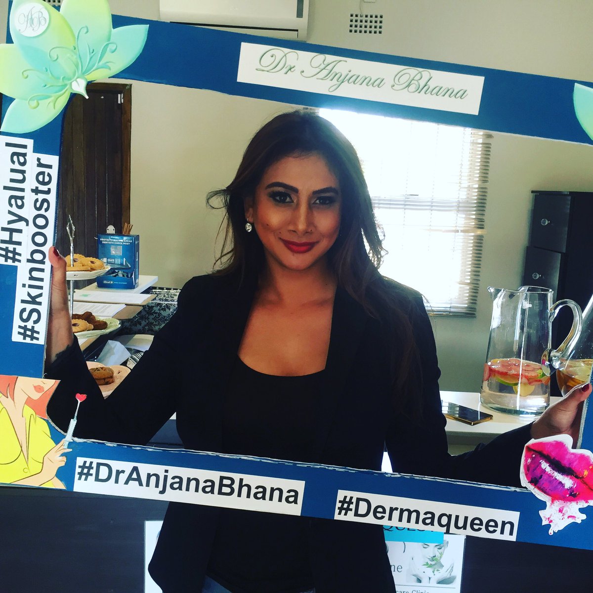 MReddyRibeiro's tweet photo. Supporting @thebeautydoc365 #Dermaqueen day https://t.co/9JASvOS7OB