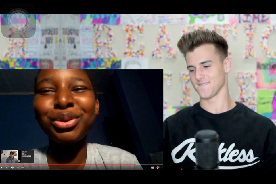 Reaction_TimeFP's tweet image. We need more of this😍😍 Tal biting his lip is like😍🔥