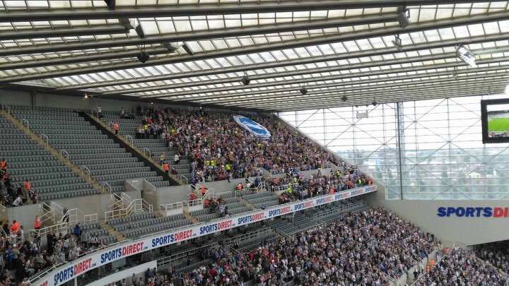 Brilliant following from the 1,800 Brighton fans at Newcastle, making the 700' mile round trip. #bhafc