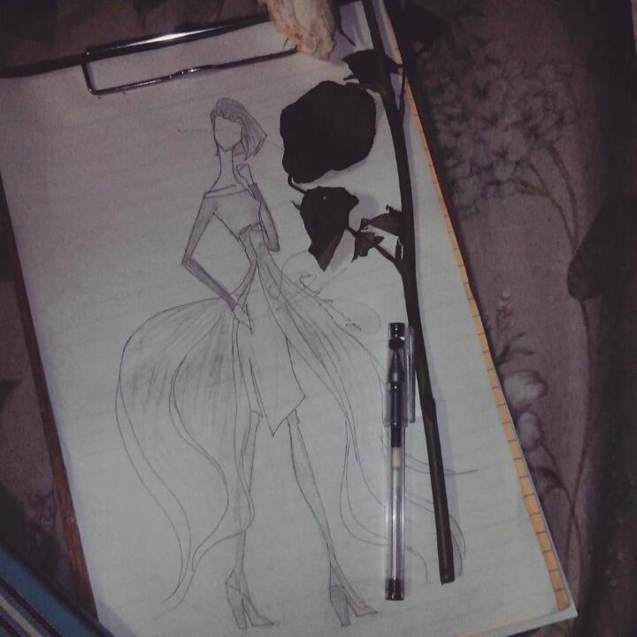 akosianino's tweet photo. Eden x 
Vines and scent -- #fashion #fashiondesign #sketch #megaph #illustration #asiandesign #art https://t.co/x7YWVX0C8x