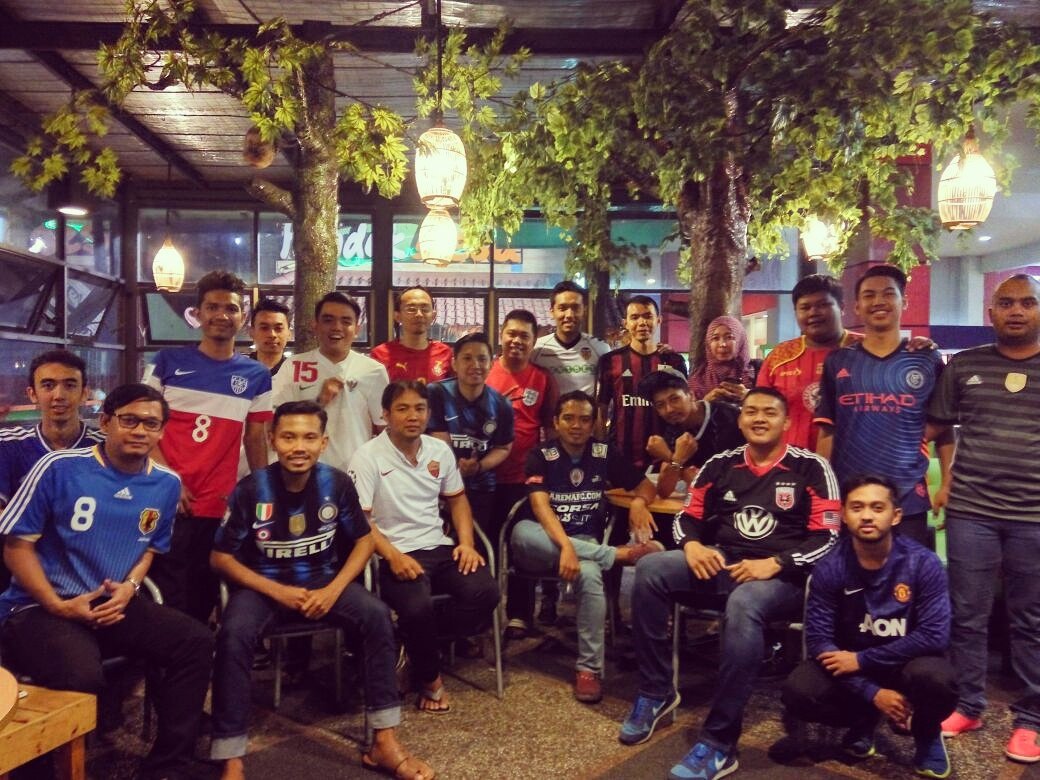 Kjerseymalang's tweet photo. Minigathering #junglecave MOG https://t.co/ZbbyQEHbXf