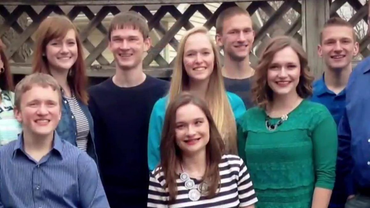 The mccaughey septuplets are all grown up! see where they're headed