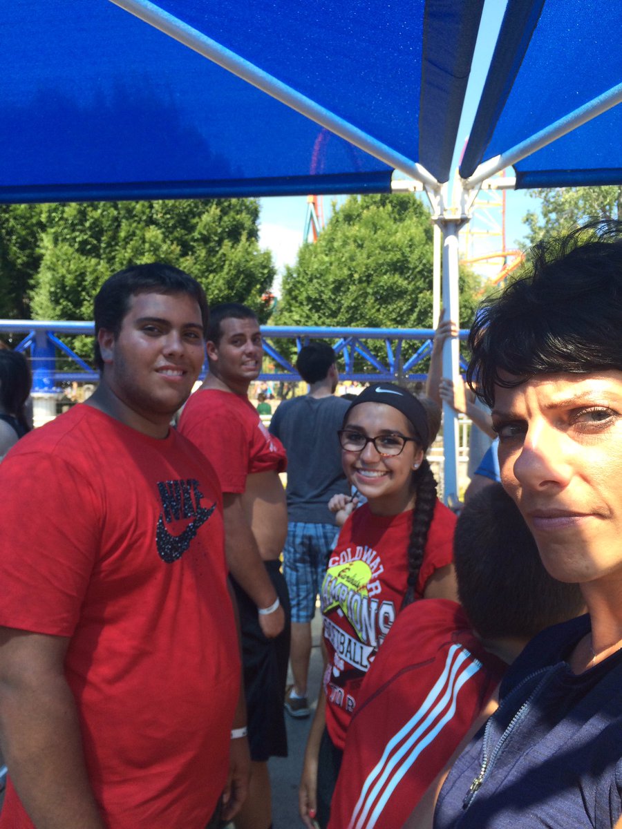 bar1farms's tweet photo. Cedar point fun https://t.co/UMNTIExGho