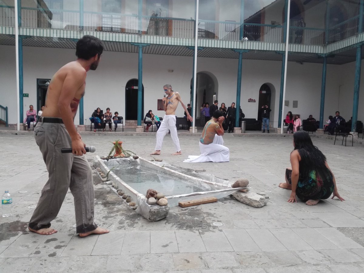 cuencaestodo's tweet photo. Pancho Aguirre forma parte del Festival de Artes Multidisciplinarias con la obra #ElAguaEsVida   @MunicipioCuenca https://t.co/VBd9zfEnYE