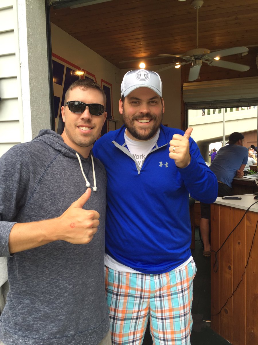 mikefritz85's tweet photo. @KFAN1003 @PowerTripKFAN chillin with THE Meatsauce! This dude wails!! #KFANAtTheFair https://t.co/iSwKx2Oa1d