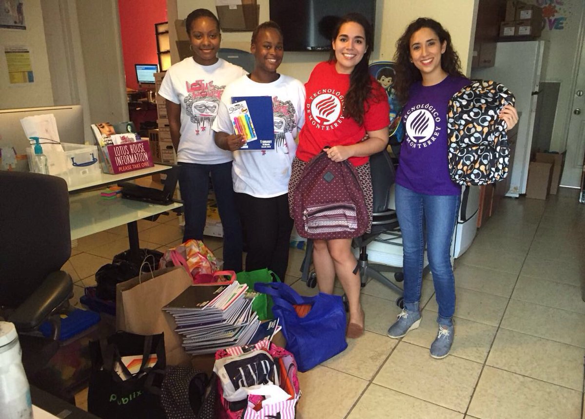 Paulette Gonzalez (paulettegb) Twitter