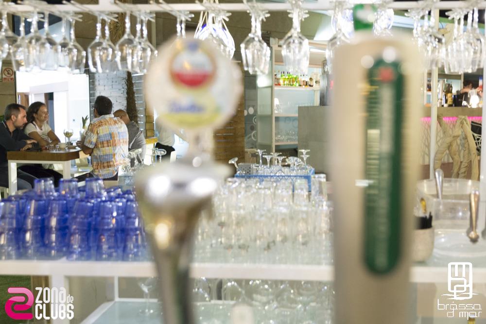 ¿Vienes esta noche a despedir el último fin de semana de agosto? ¡Te esperamos en nuestra terraza!