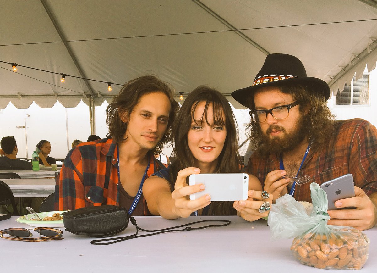 RiverRootsLive's tweet photo. @ValleyQueenBand is here!!! https://t.co/50KmTYqSe8