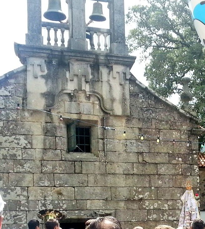 Davipi28's tweet photo. Mañan 28 de Agosto, romaría da Virxen dos Milagres de #Requian . #Valga. #Galicia. https://t.co/Vth6sR5aPV