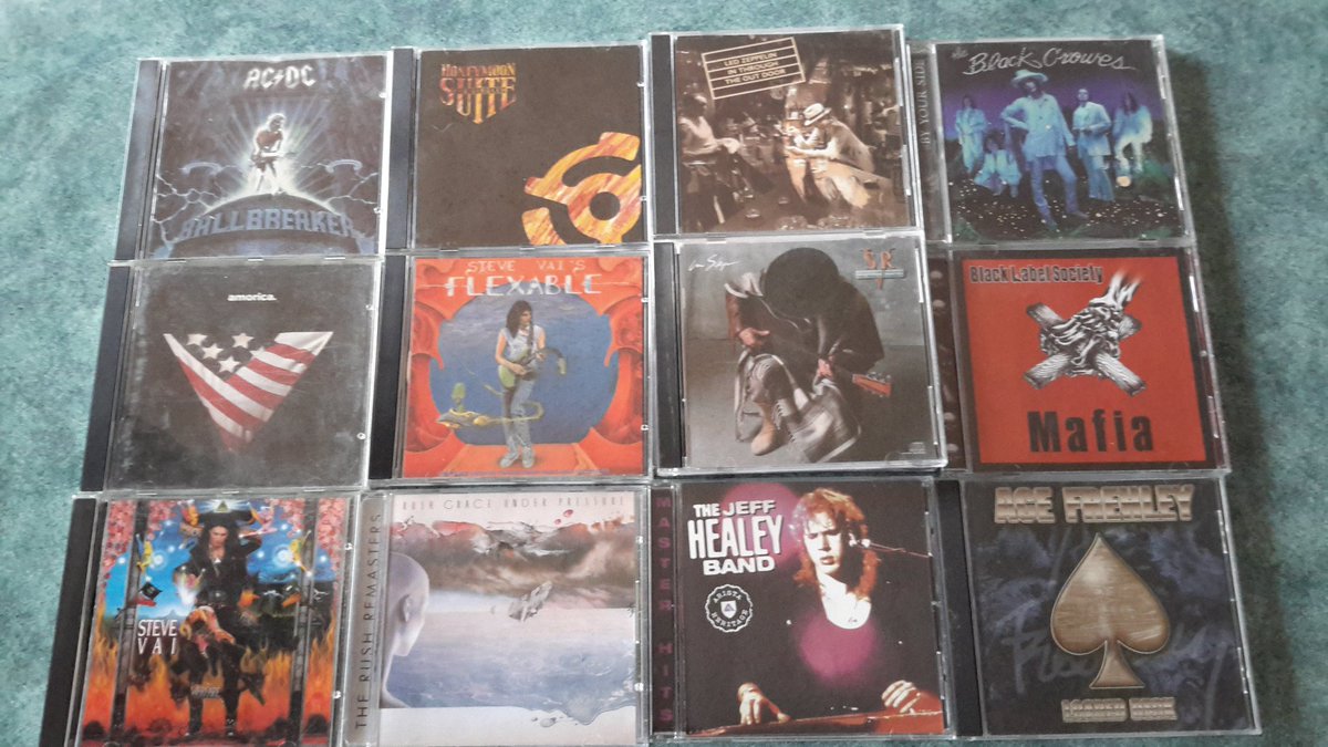 Channel33RPM's tweet photo. CDs are SO cheap nowadays. Got these at a garage sale today for $1 each. Do YOU still buy CDs? Why or why not? https://t.co/wzwdTfeMHj