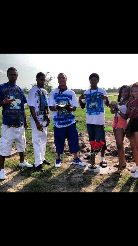 ErickAllen17's tweet photo. That live that we got for ever ever #lingLive #Que #T♏💰G💯 https://t.co/k8lR5OimlW