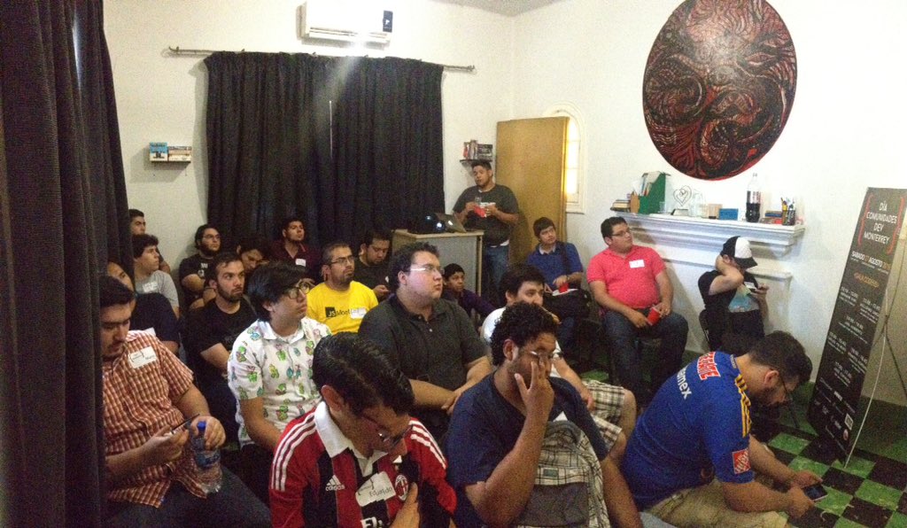 #MeteorJs en el #DiaDeComunidades 💪 cc/ <a href="/codersmty_org/">Coders Monterrey</a>