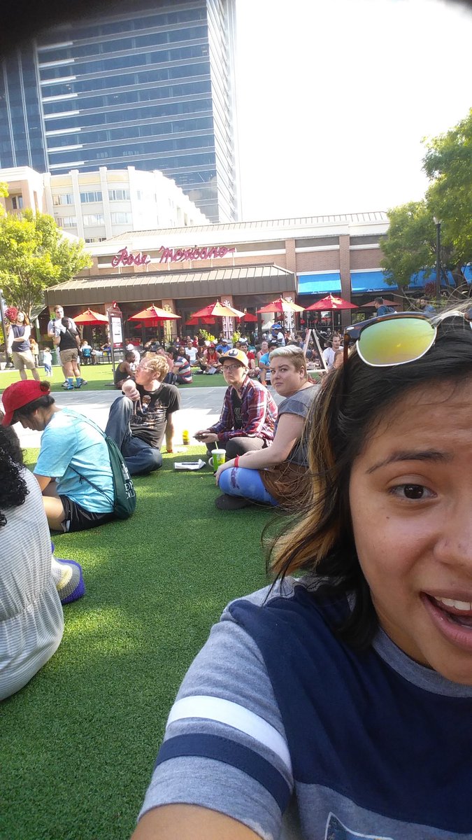 Avila1Emily's tweet photo. Atlantic Station #GoHuntATL https://t.co/y4TEmLZXOO