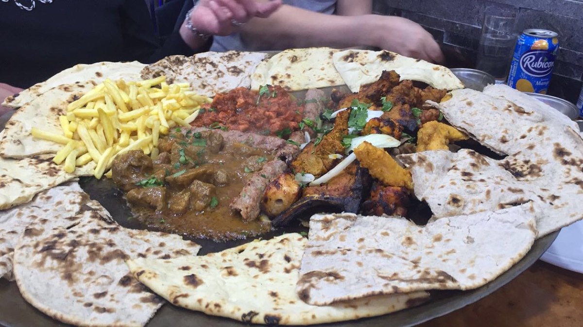 katyy617's tweet photo. Had the nicest tea #kabanas https://t.co/tIG3KjJWZF