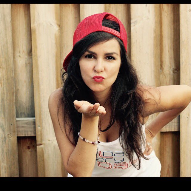 MyArenaUSA_'s tweet photo. Don't be shy...stop in and get yourself a #snapback and #tank before stock is out. https://t.co/D4ey2GGLps