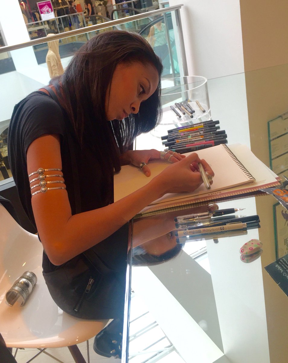 LIVE at @Bloomingdales Bev Center w/ Illustrator Francesca Lake! Follow 'FIDMCollege' on #Snapchat to see more!