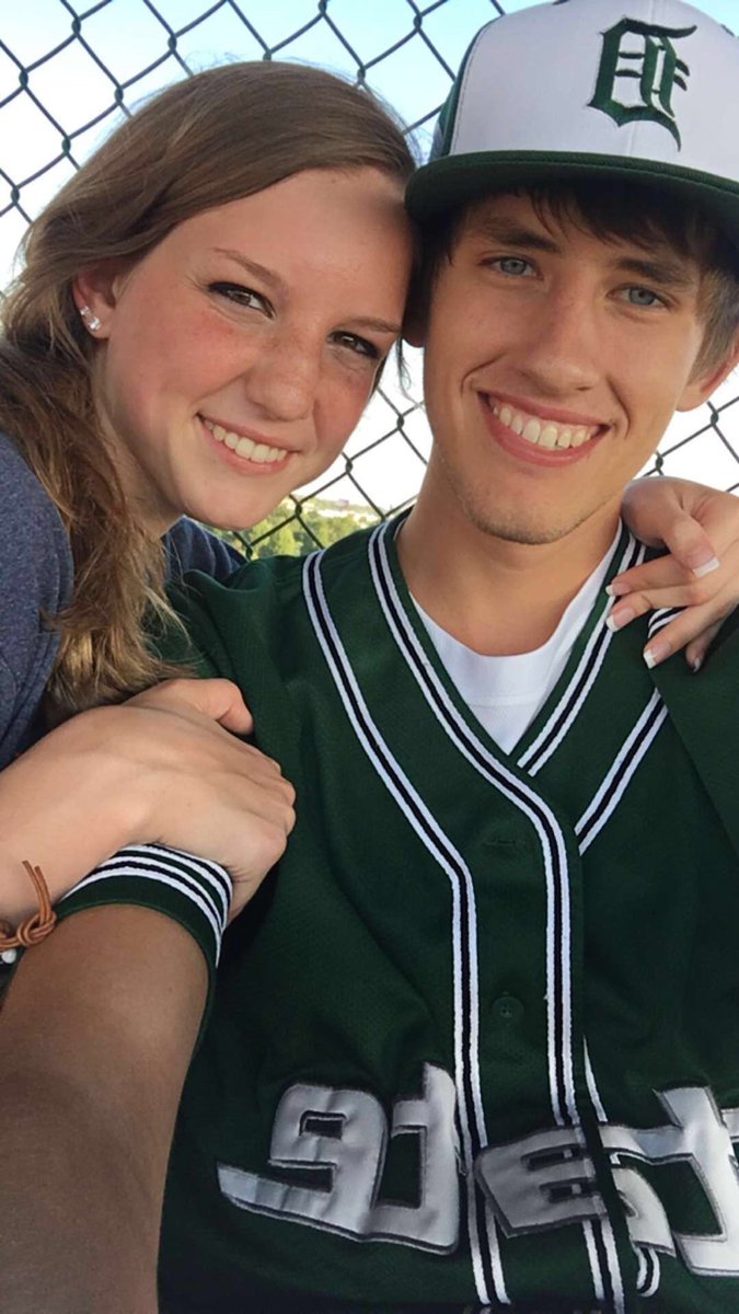 JaimeRose_'s tweet photo. So much fun at the Tigers game yesterday⚾️ msu day made it even that much better💚💚💚 https://t.co/4ep8DI7Zpq