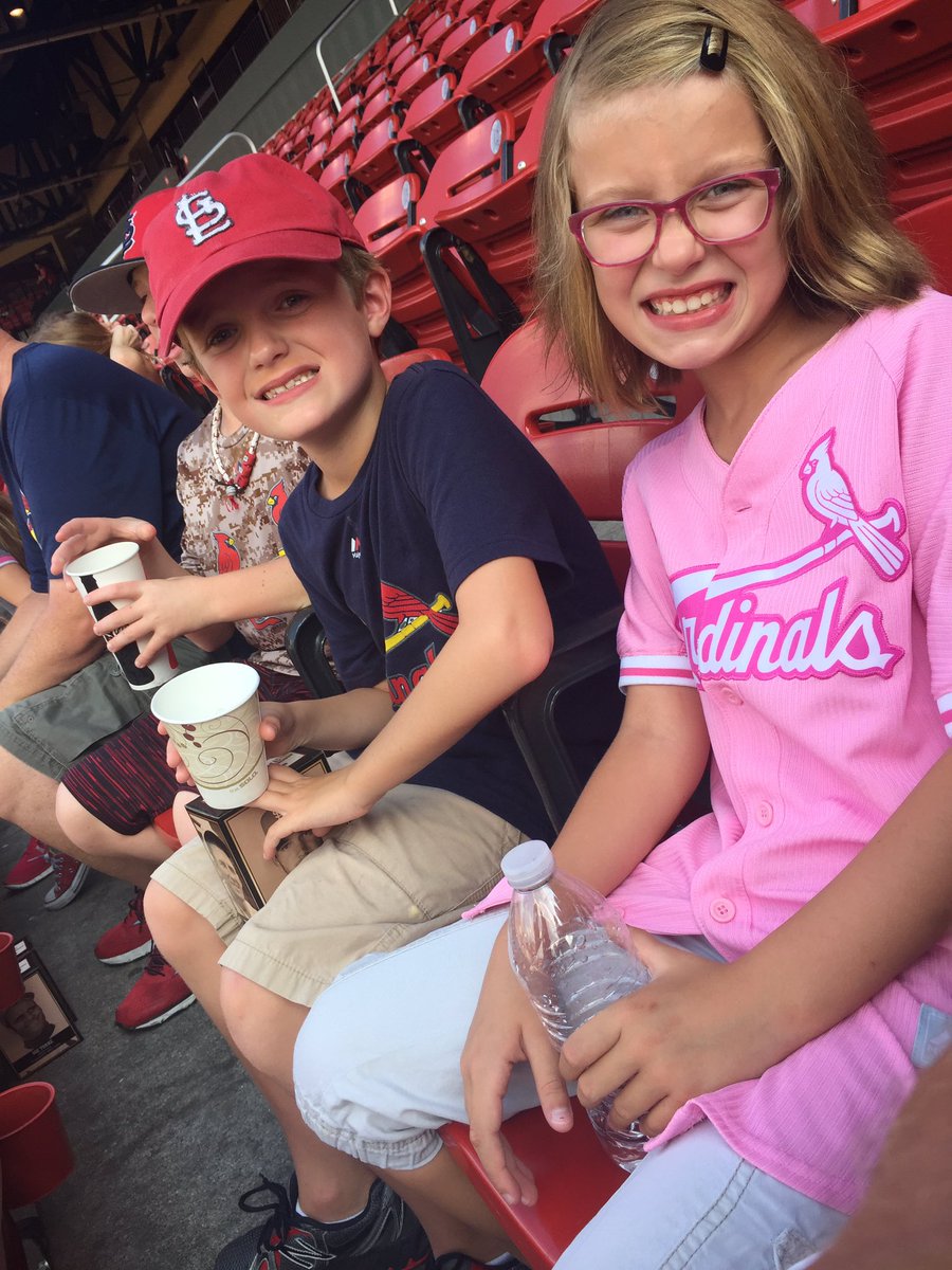 traethrower's tweet photo. We are ready for a winner tonight!!
#STLCards #CardsHOF https://t.co/LQ7fxUEICc