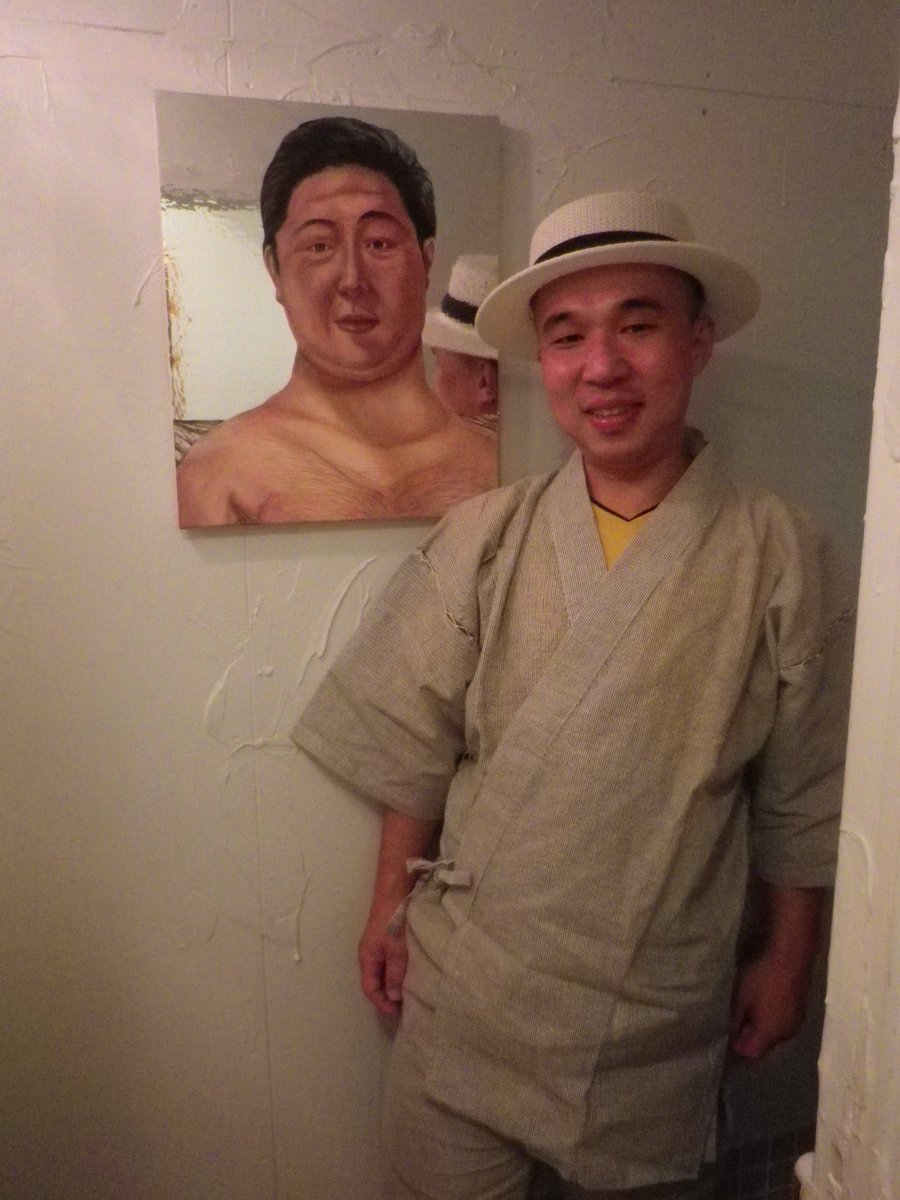 ひ、〇〇〇〇ちゃんらしき人の個展の、お、お、お写真?! ひ、〇〇〇〇ちゃんらしき人の個展の、お、お、お写真?!