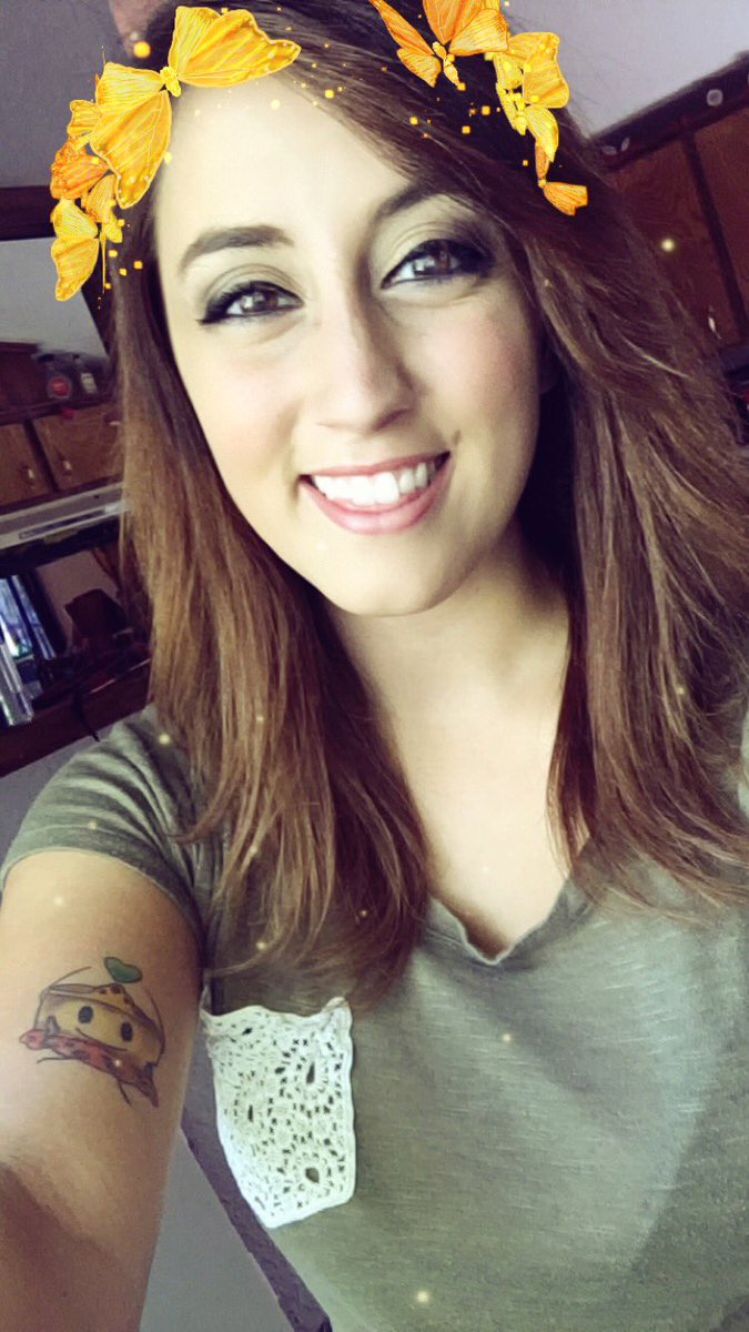 CheyBee21's tweet image. #BasicallyBasic 😇