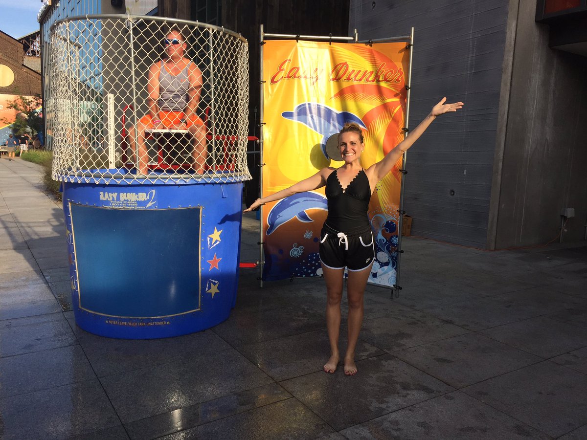 dunk-tank-girls-gallery-lesbian-hardcore-licking-anal
