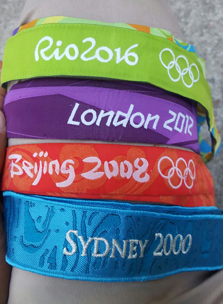 ghalyswann's tweet photo. Big ups to my boy @Da_RunnerBrown  who's been winning medals for us for a while. #BossMan #BahamianLegend https://t.co/06OqqtpBMu