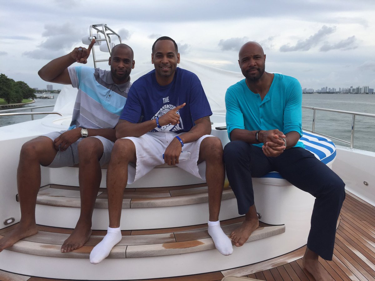 My brothers! <a href="/rmercer33/">Ron Mercer</a> Wayne Turner the Burner!