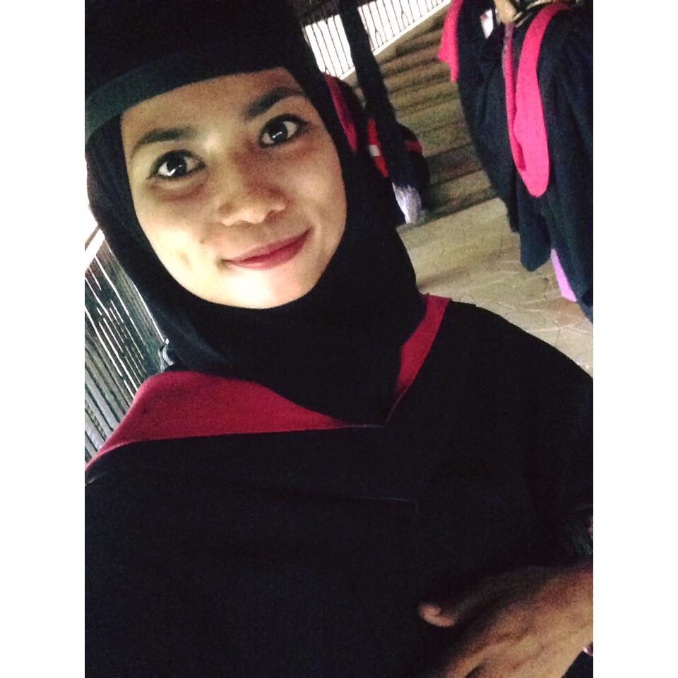 Aziey_Tweety's tweet photo. #convocation #cosmopoint #kk #27august2016 https://t.co/Xn3K6sC5e9