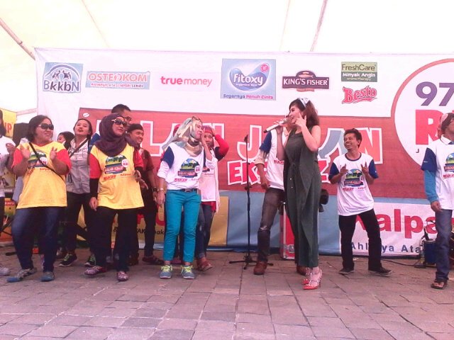 Perfom <a href="/ratudewird/">Ratu Dewi idola</a> <a href="/rdi971/">97.1 FM RADIO RDI JKT</a> #JJERDI