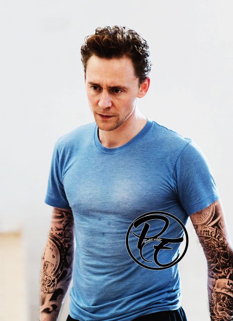 Hiddle_Things's tweet photo. Could you fucking imagine.. #TomHiddleston @twhiddleston #punkedits https://t.co/68UNLUzBcC