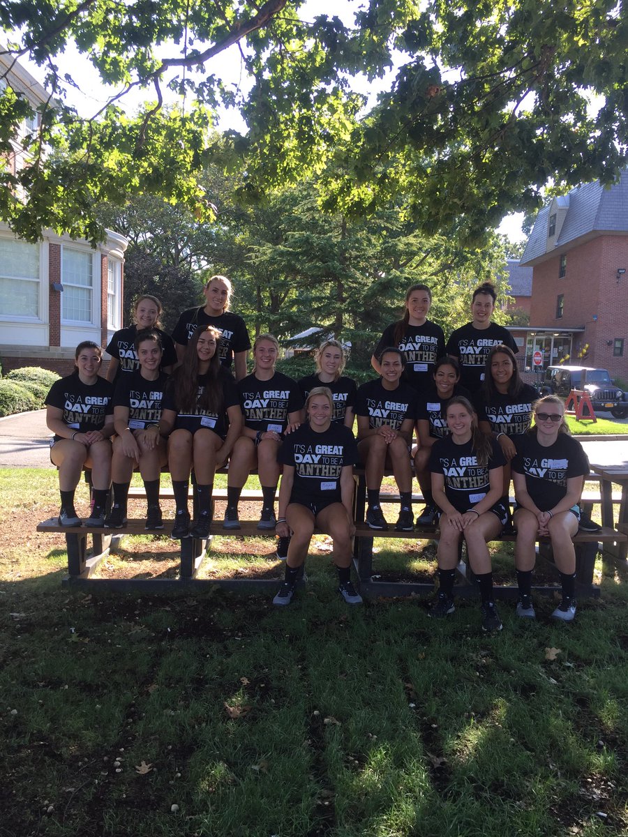 AUPanthers's tweet image. .@AdelphiVB was one of many teams to help students move in today with the #WelcomeWagon #Adelphi2020 #HailAdelphi