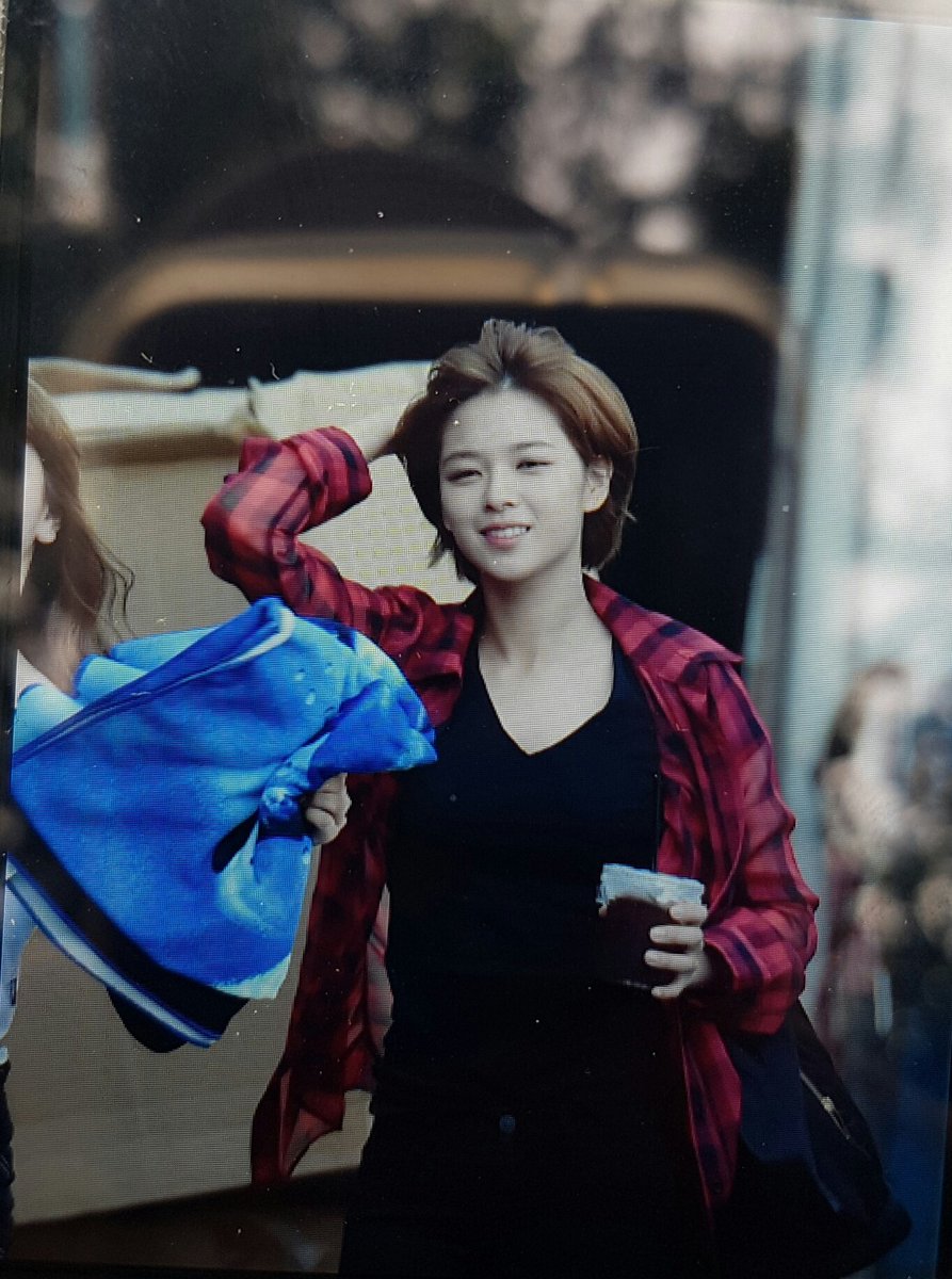 [트와이스] 오늘자 인가 출근하는 지효와 정연 | 인스티즈