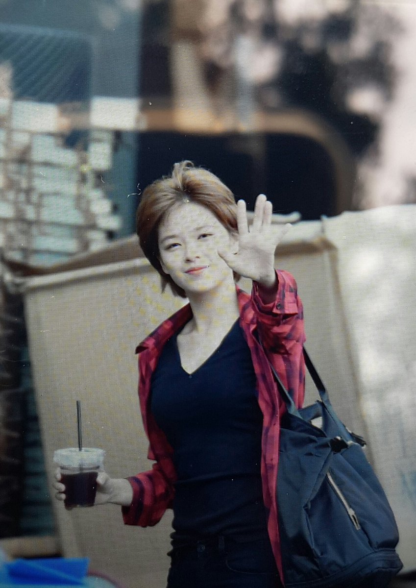 [트와이스] 오늘자 인가 출근하는 지효와 정연 | 인스티즈