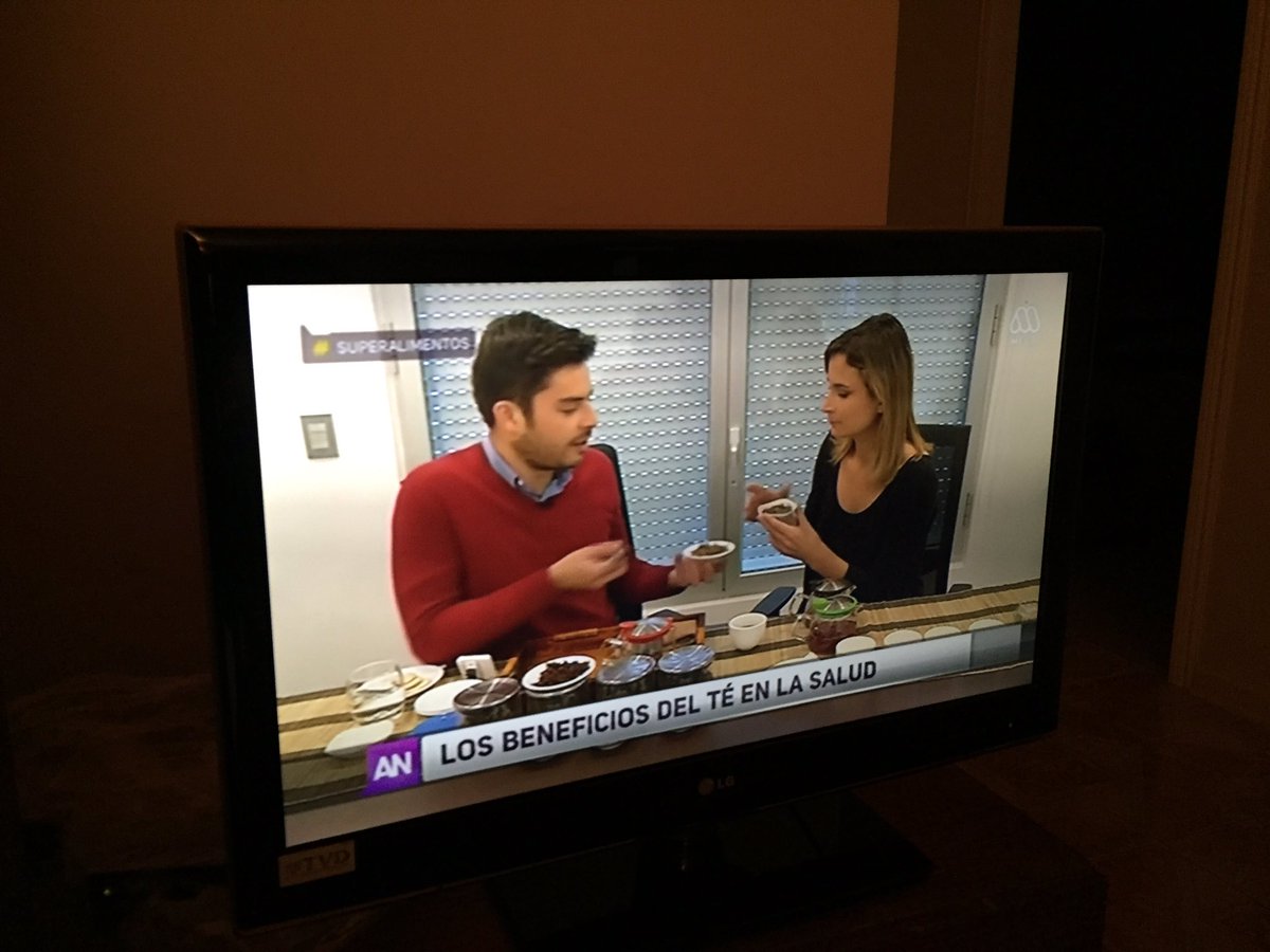 TeaSommelierScl's tweet image. Linda entrevista sobre el té como un #superalimento en @Mega @Adagioteaschile