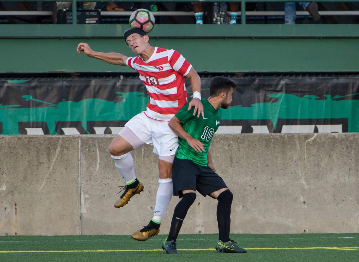 ISNOnline's tweet photo. @AFCCleveland defender @ColetunLong in action with @DaytonMSoccer last night! #NPSL2016 (Credit:@6thcity) https://t.co/2n8naj00FD