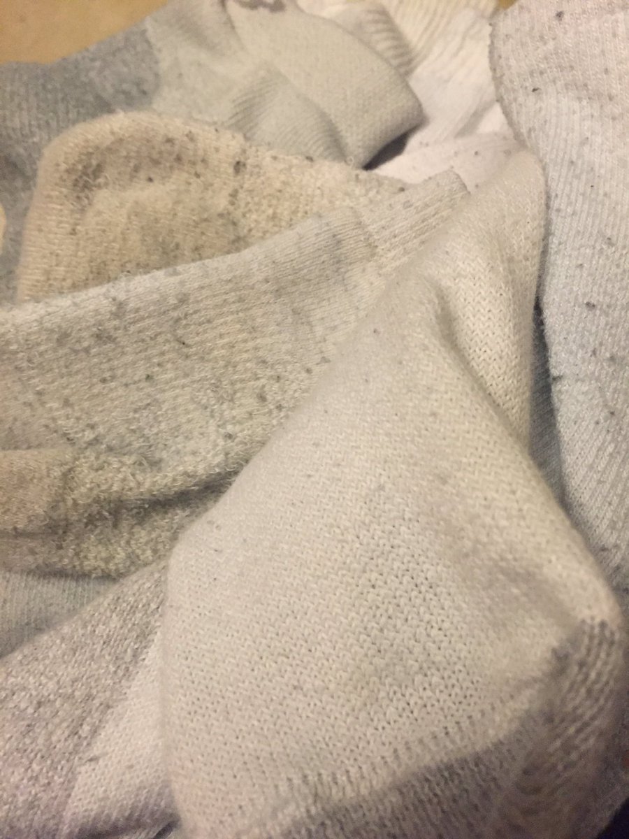 Candypo's tweet photo. You know what they say.."when they're away, throw out all the bad socks!" Oh ok maybe just me.. #sockhumor #nomatch https://t.co/cpdJLpA6Rj