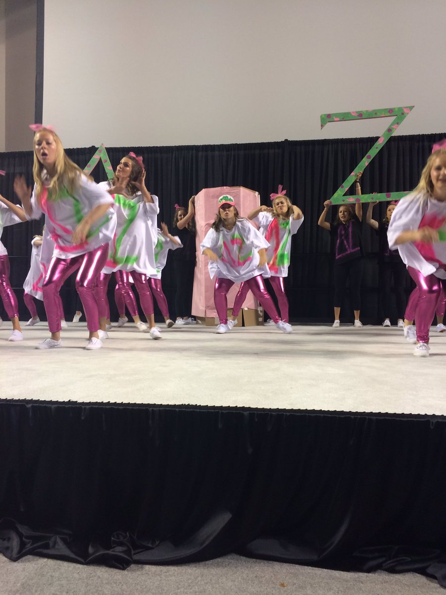 PHC_CreightonU's tweet photo. Retweet for popular vote for delta zeta https://t.co/xdSTprhMoZ